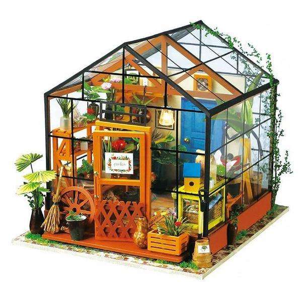 Kraft™ Model Garden House DIY Kit - HotSnap
